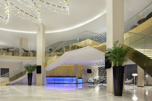 Ukraine-2011---Hotel-Five-Stars-FOUR-POINTS-BY-SHERATON-(1)  